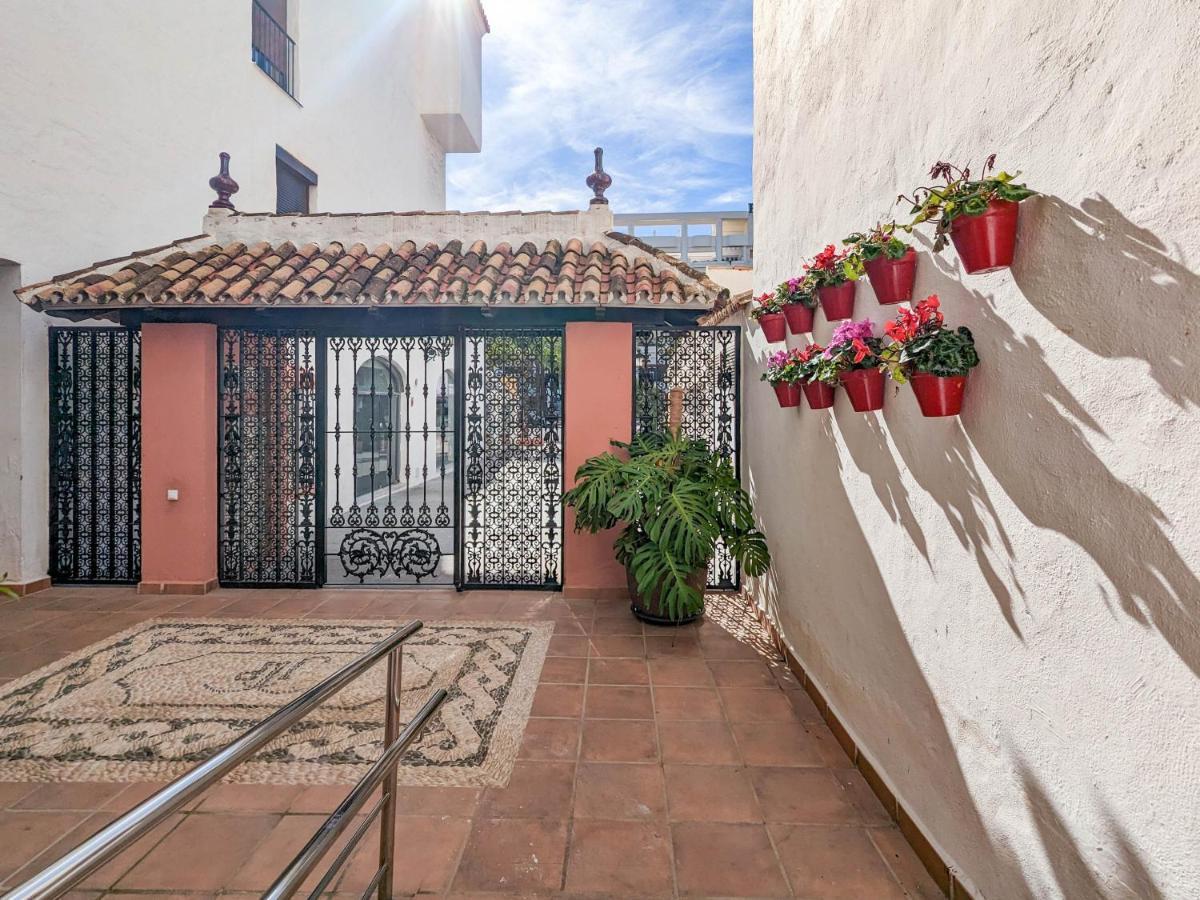 Harbor Getaway In The Heart Of Puerto Banus With Walking Dictance To Everything Марбелья Екстер'єр фото